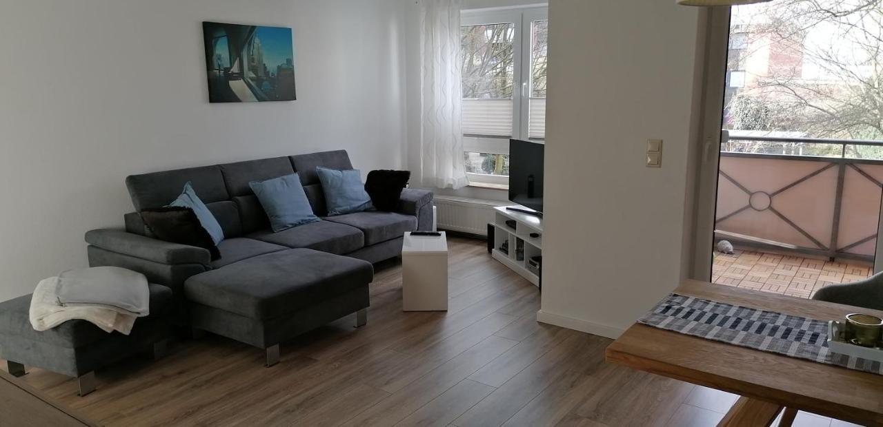 Schoenes 2-Zi. App. 55 Qm - Voll Moebliert - Citynah Elmshorn Exterior foto